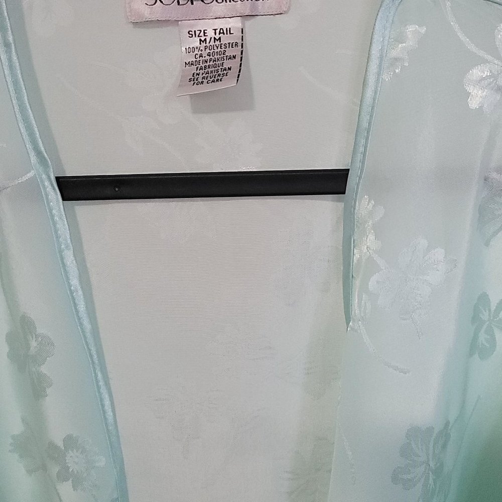 Gown silk / satin 2 piece set size medium - Picture 3 of 3